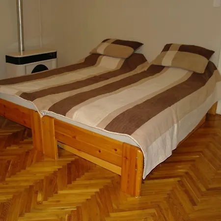 Apartment Center *